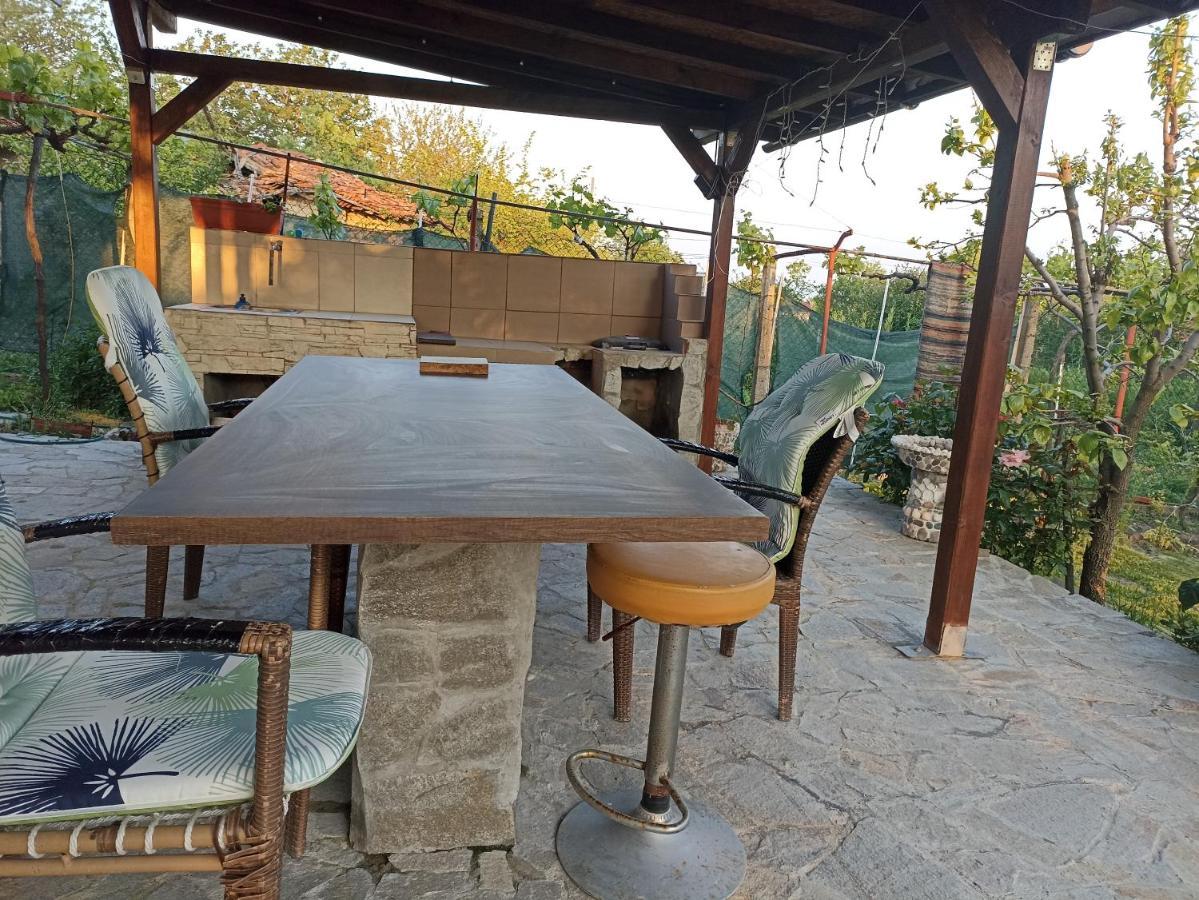 Stai Za Gosti Bazdarovi Appartement Byala  Buitenkant foto